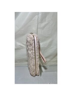 Icing Faux Fur wallet new pink